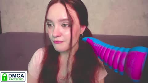 Snapshot of alyssa__scarlet chatting on 11.08.25 Alyssa online show from 11.08.25