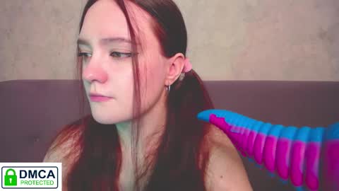 Snapshot of alyssa__scarlet chatting on 11.11.25 Alyssa online show from 11.11.25