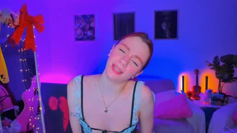 alyssa_smitt online show from 02.26.25