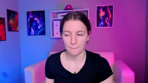 alyssamoan online show from 11.30.25