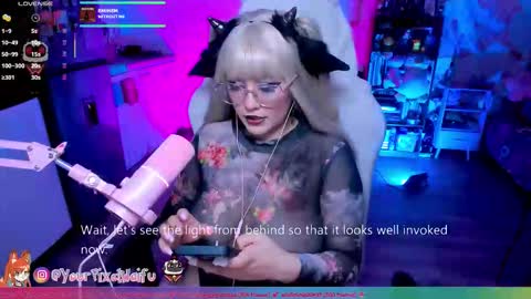  . Monday to Saturday at 10pm and 6am Colombia time online show from 09.19.25