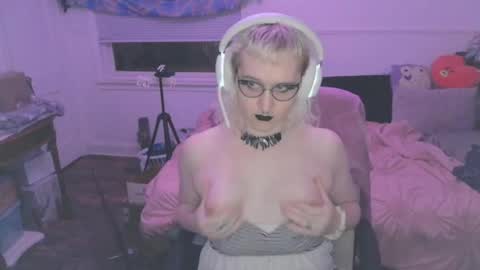 alyxiabewbs online show from 05.18.26