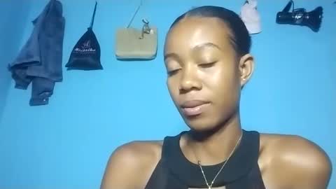 Snapshot of amah17 chatting on 01.08.25 Amah online show from 01.08.25