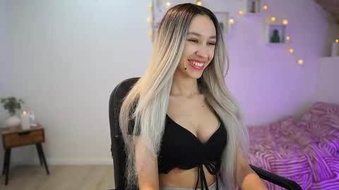 Amai  Liu online show from 03.04.25