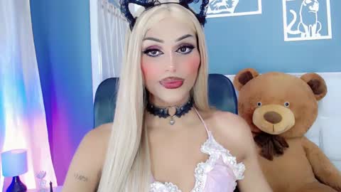 amal_baddel_ online show from 02.04.25