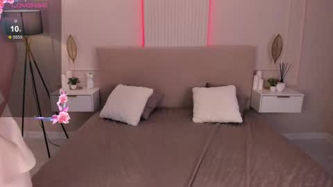 Amalia online show from 02.12.25