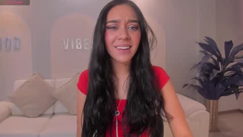 Amalia cruss online show from 11.17.25