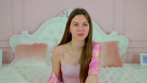 Snapshot of amalialima chatting on 05.13.26 AmaliaLima online show from 05.13.26