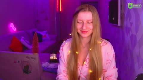 Snapshot of amaliaqueen999 chatting on 12.24.24 Amalia online show from 12.24.24