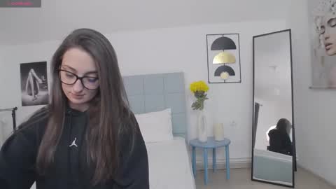 Amalia online show from 02.16.26