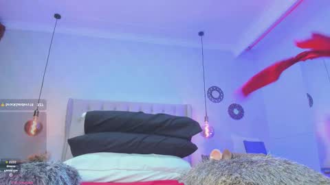 Snapshot of amanda29_ chatting on 11.15.25 amanda29_ online show from 11.15.25