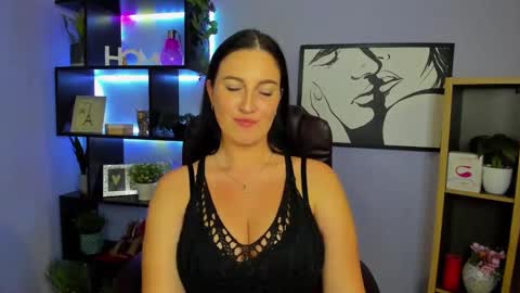 Snapshot of amanda_burn chatting on 01.15.25 Amanda online show from 01.15.25