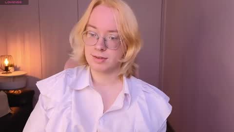 Snapshot of amanda_butlerr chatting on 05.29.26 Hi im Amanda online show from 05.29.26