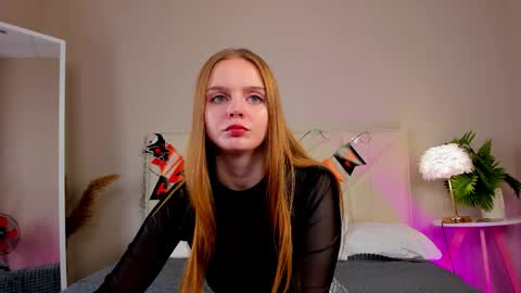 Snapshot of amanda_stele chatting on 11.01.25 Amanda online show from 11.01.25