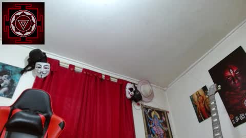 Amanda Valeska online show from 11.20.25