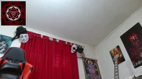 Amanda Valeska online show from 02.05.26