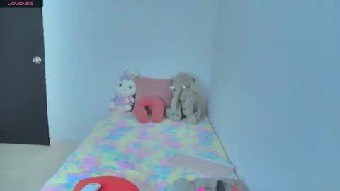 Snapshot of amandabrooks_18 chatting on 01.24.25 Amanda online show from 01.24.25