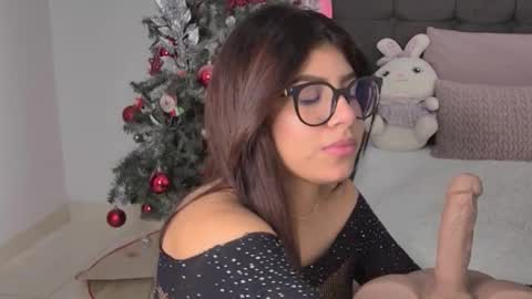 Snapshot of amandabrooks_18 chatting on 11.30.25 Amanda online show from 11.30.25