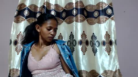 Snapshot of amandaerotic chatting on 02.18.25 amandaerotic online show from 02.18.25