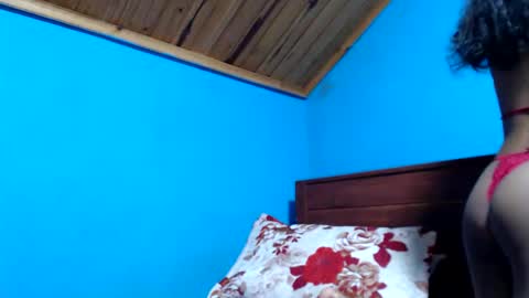 Snapshot of amandaerotic chatting on 02.20.25 amandaerotic online show from 02.20.25