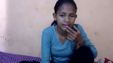 Snapshot of amandaerotic chatting on 09.13.25 amandaerotic online show from 09.13.25