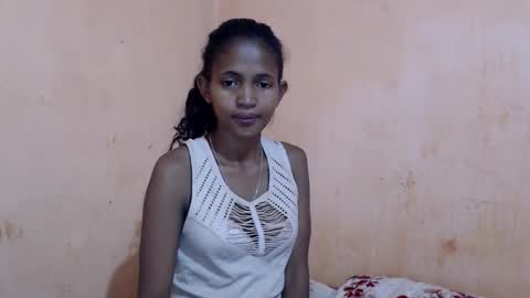 Snapshot of amandaerotic chatting on 09.15.25 amandaerotic online show from 09.15.25