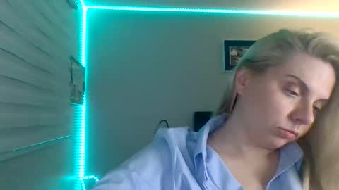 Amanda online show from 11.26.25