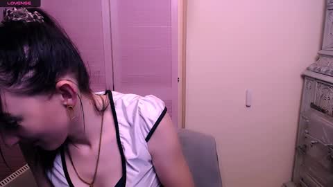 Snapshot of amandasentin chatting on 12.04.24 Amanda online show from 12.04.24