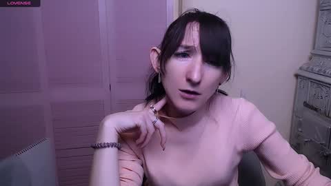 Snapshot of amandasentin chatting on 12.19.24 Amanda online show from 12.19.24