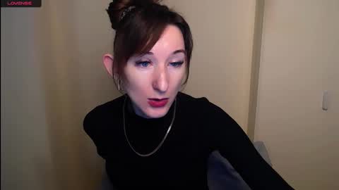 Snapshot of amandasentin chatting on 03.12.25 Amanda online show from 03.12.25