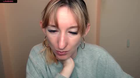 Snapshot of amandasentin chatting on 09.15.25 Amanda online show from 09.15.25