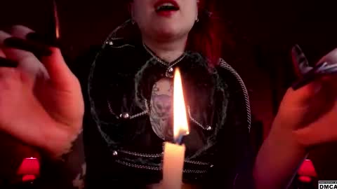 Snapshot of amanita__pantherina chatting on 11.12.25 Goddess Amanita online show from 11.12.25