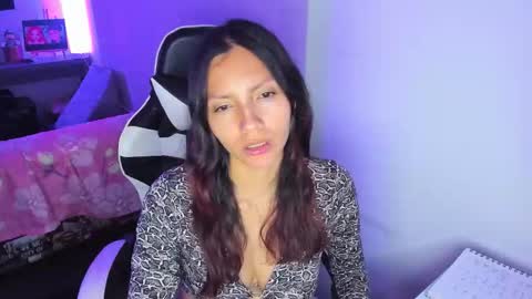 Snapshot of amara_22_ chatting on 02.14.26 Liz online show from 02.14.26