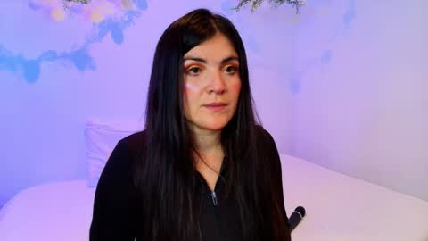 Amara Vega  online show from 12.20.25