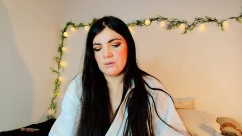 Amara Vega  online show from 05.15.26