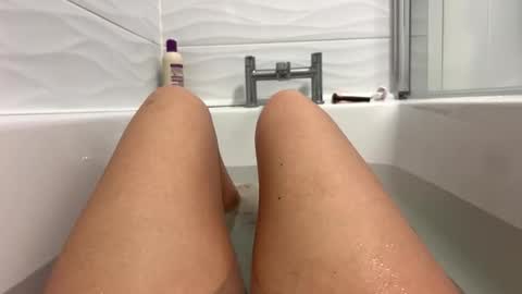 Amara Elise online show from 01.18.26