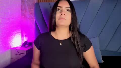 amarahanks_ online show from 11.16.25