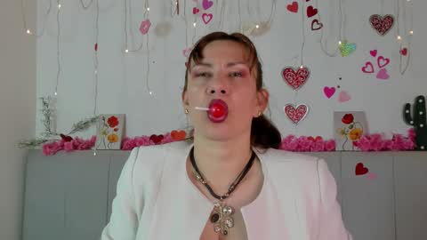 AmaraMoon  online show from 10.06.25