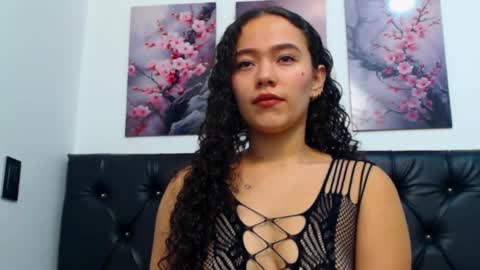 Snapshot of amaranta_f00x chatting on 11.20.25 Amaranta online show from 11.20.25