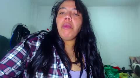 Snapshot of amararoberts08 chatting on 11.18.25 Amara Julia online show from 11.18.25