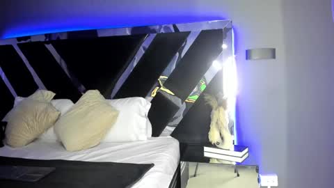 Emily online show from 03.12.25