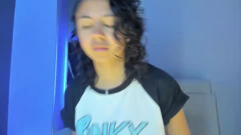 Emily online show from 10.03.25