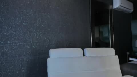 Emily online show from 04.01.26