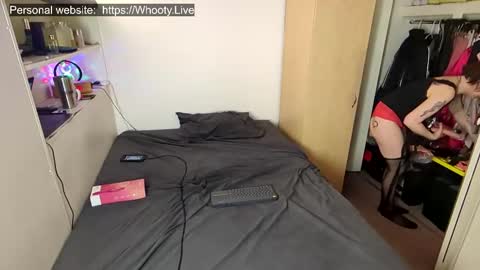 Kissra online show from 12.10.24