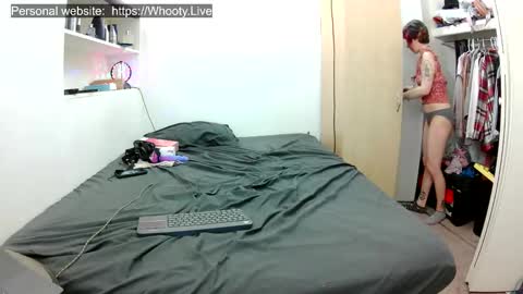 Kissra online show from 11.18.25