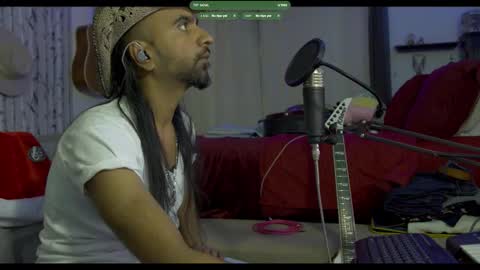 Snapshot of amateurhq chatting on 12.05.25 amateurhq online show from 12.05.25