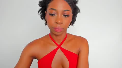 Snapshot of amatiistur chatting on 02.08.25 Tammy online show from 02.08.25