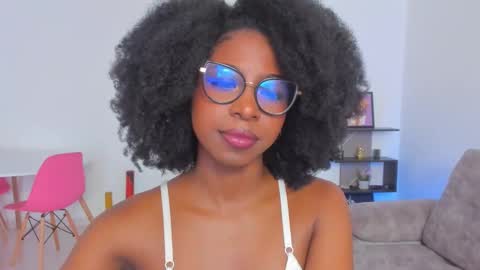 Snapshot of amatiistur chatting on 11.14.25 Tammy online show from 11.14.25