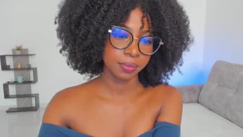 Snapshot of amatiistur chatting on 11.27.25 Tammy online show from 11.27.25