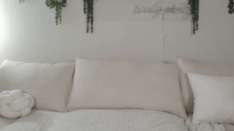 Snapshot of amaya_floress chatting on 11.27.25 amaya_floress online show from 11.27.25